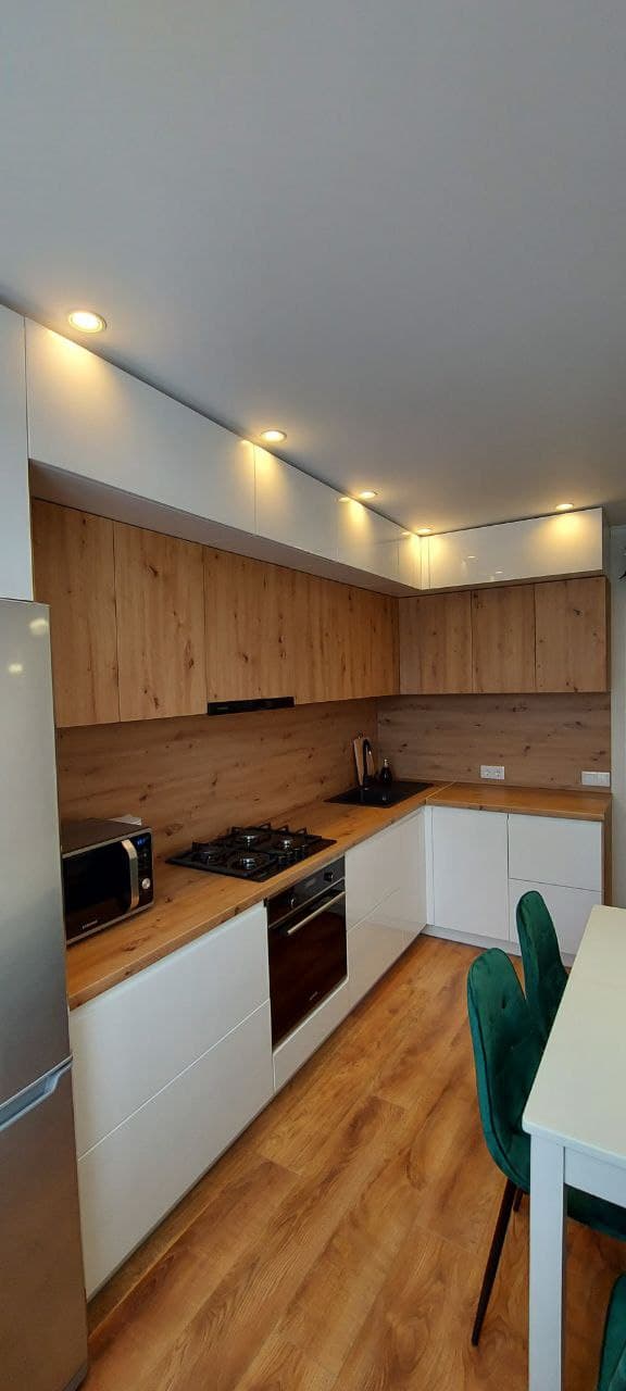 Premium bespoke kitchen interior by RosPro Interiors